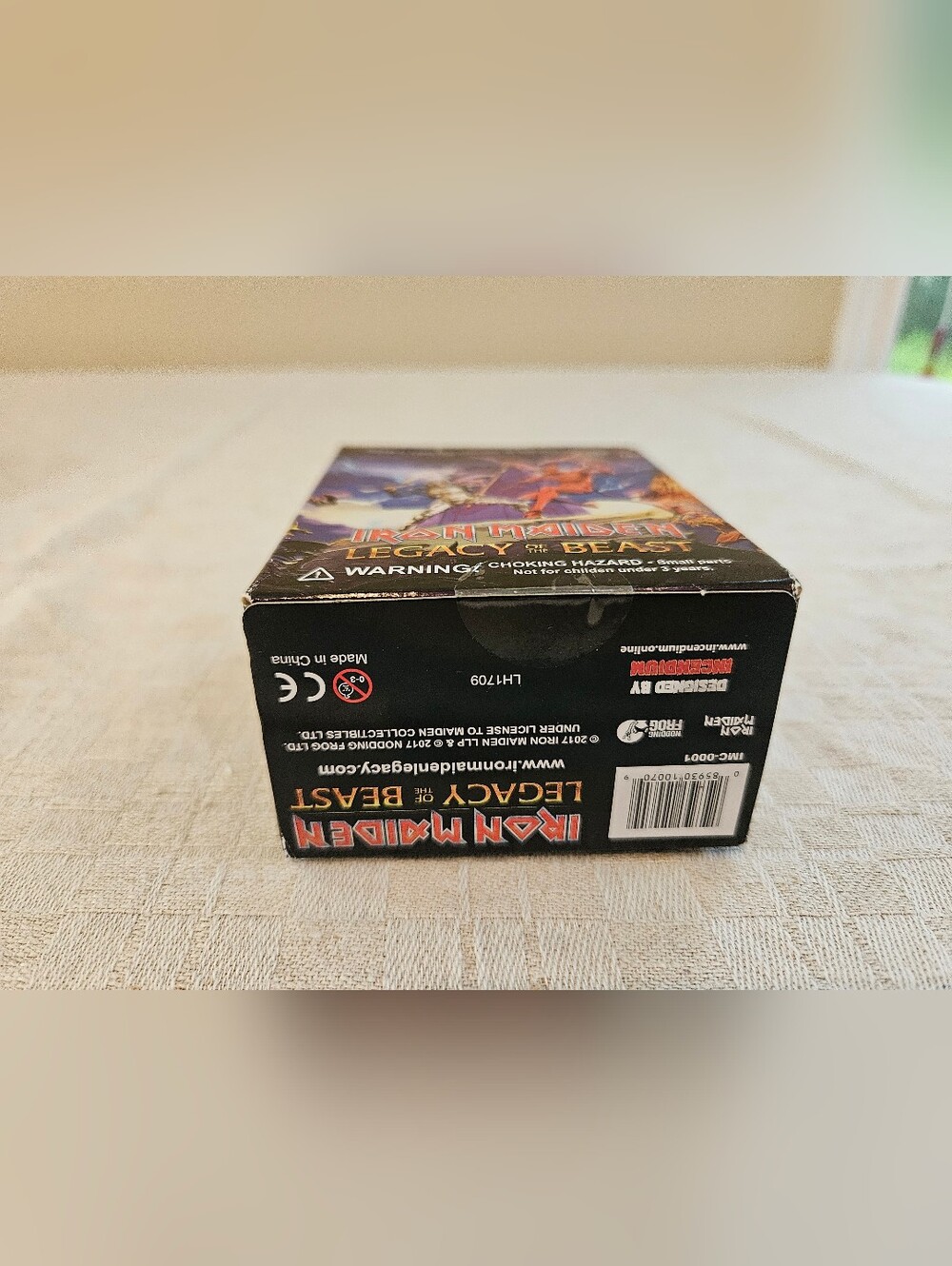 IRON MAIDEN LEGACY OF THE BEAST Wave 1 Mini Figure Blind Box - Picture 7 of 8